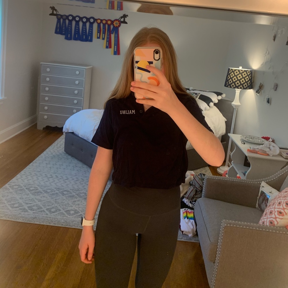 Navy collared crop top with Malibu stitching